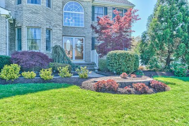 2297 S Tapestry Ct Toms River-large-003-