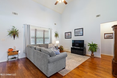 7455 Featherston Cove, Olive Branch, MS 38654 - photo 6