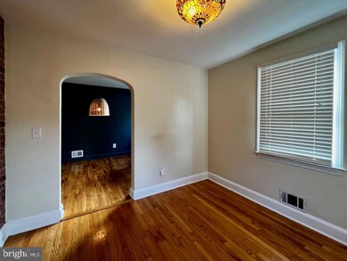 6218 57th Ave, Riverdale, MD 20737 - photo 5