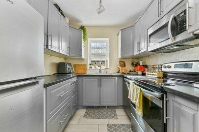 86 Boylston St unit 4, Chestnut Hill, MA 02467 - photo 6