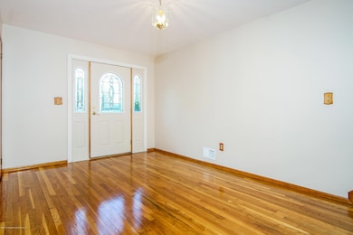32 Karen Ct ( 014 OF 44)