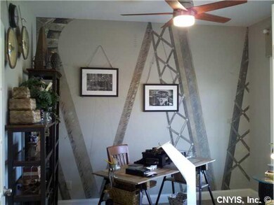 Studio/Study/Office. Hand painted wall mural with 