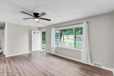 05-5910 Cole Ave-105