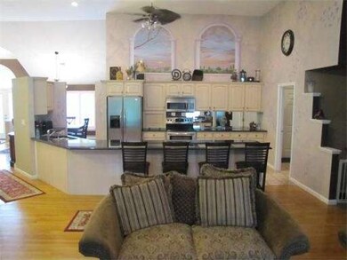 16 Concannon Cir, Weymouth, MA 02188 - photo 2