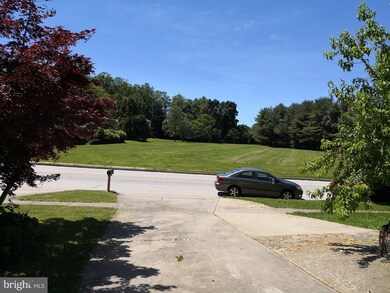 9119 Satyr Hill Rd, Parkville, MD 21234 - photo 4