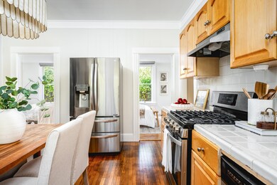 Kitchen (Unit A)