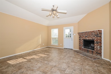 3653 Swallow Dr, Mesquite, TX 75181 - photo 3