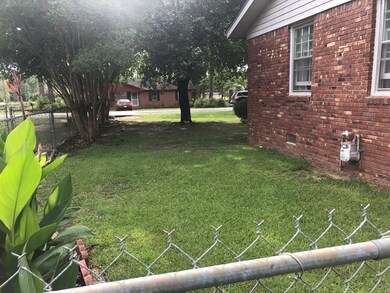 108 Donna Dr, Sylvester, GA 31791 - photo 2