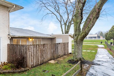 S_-_642_Cherry_Glen_Rd_-_010