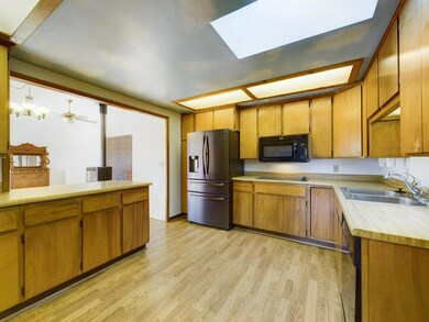 529 Fieldbrook Rd, McKinleyville, CA 95519 - photo 6