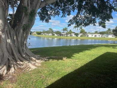 5195 Nicholas Dr, West Palm Beach, FL 33417 - photo 3