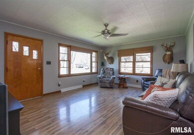 3522 W Queen Ann Ct, Peoria, IL 61615 - photo 2