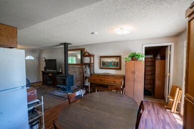 2612 SW 24th St, Redmond, OR 97756 - photo 6