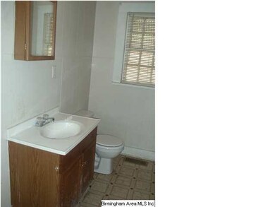 FULL BATH HAS A TUB/SHOWER COMBO