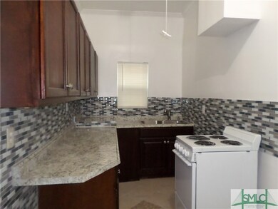 632 W 42nd St, Savannah, GA 31415 - photo 5