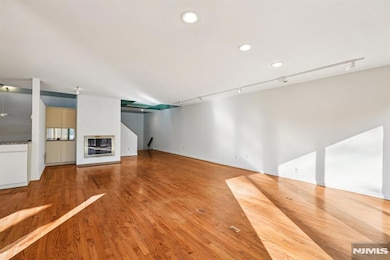 6 Old Quarry Rd unit 4, Englewood, NJ 07631 - photo 6