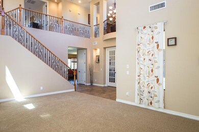 2458 E Lodgepole Dr-7