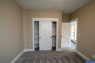 1064 Hickory St, Independence, OR 97351 - photo 5