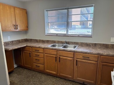 100 Ridgeview Lane, Apt 1 4