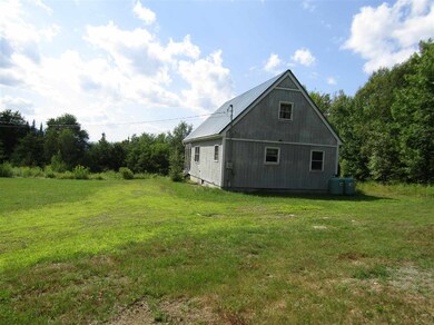 31 Mackinnon Rd, Colebrook, NH 03576 - photo 4