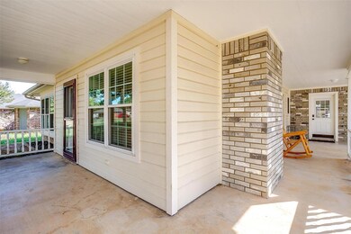 109 Thomas St, Joshua, TX 76058 - photo 5