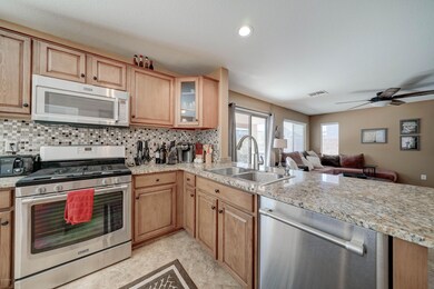 2405 W Silver Sage Ln-11