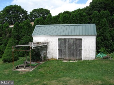 209 Peter St, Ashland, PA 17921 - photo 5