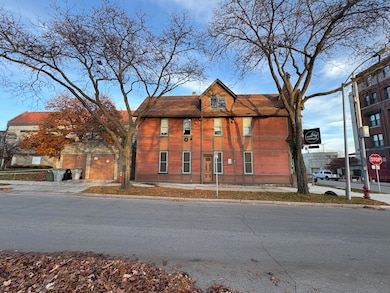 338-340 W Reservoir Ave, Milwaukee, WI 53212 - photo 2