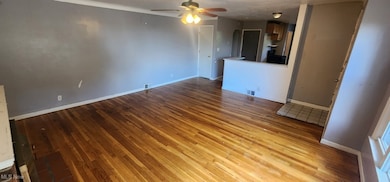 19201 Genesee Rd, Euclid, OH 44117 - photo 3