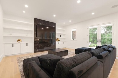 275 Brookline St, Newton Center, MA 02459 - photo 7