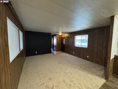 33838 E River Dr unit 89, Creswell, OR 97426 - photo 5