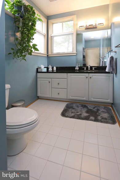 1453 Waterfront Rd, Reston, VA 20194 - photo 5