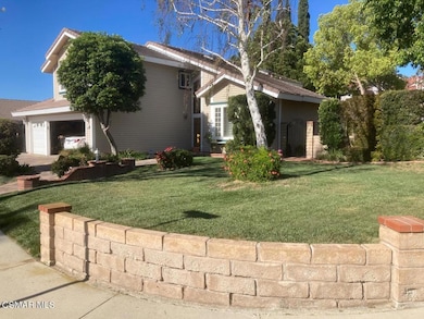 3037 Klamath Ave Simi Valley-large-004-0