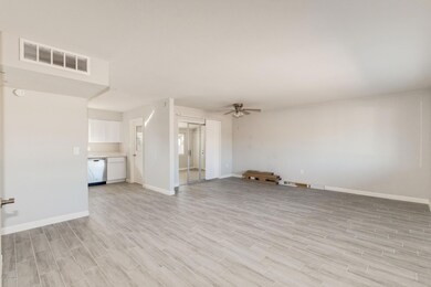 9921 W Pinehurst Dr, Sun City, AZ 85351 - photo 4