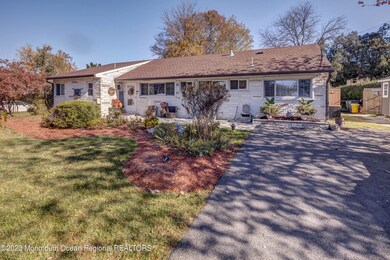 03_House Front-4