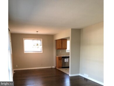 293 Clementon Rd, Berlin, NJ 08009 - photo 3