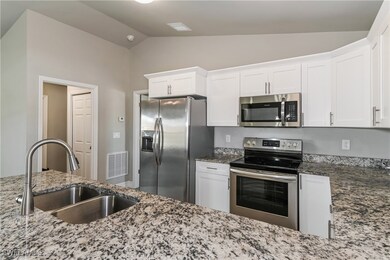 2212 NE 7th Ave, Cape Coral, FL 33909 - photo 7