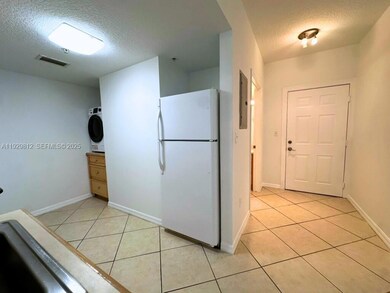 2630 SW 28th St unit 44, Miami, FL 33133 - photo 5