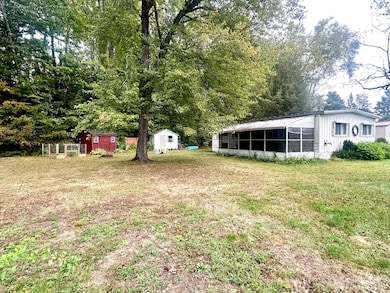 8 Phoebe Ct, Keene, NH 03431 - photo 3