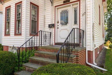 217 Webster St, Malden, MA 02148 - photo 2