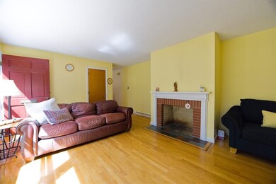 37 Paradox Dr, Worcester, MA 01602 - photo 4