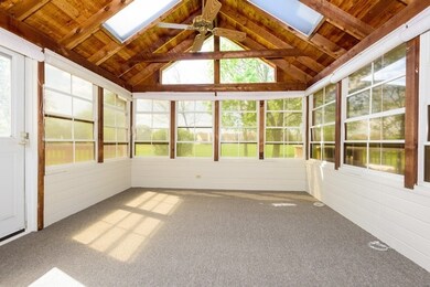 Sun/Florida Room