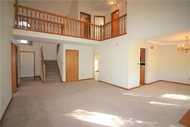 3824 Greenbriar Dr, Columbus, IN 47203 - photo 5