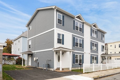 32 Alma St unit 32, Lawrence, MA 01841 - photo 7