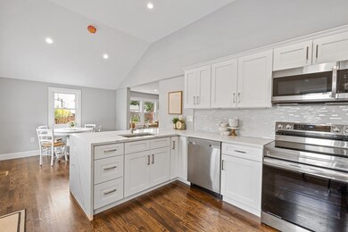 14 Clement Ave, Peabody, MA 01960 - photo 2