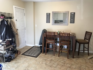 656 Old West Central St unit 1, Franklin, MA 02038 - photo 4