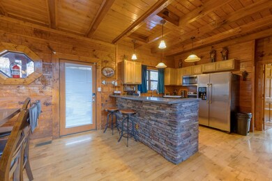 905 Mcmakin Way unit Cabin, Pigeon Forge, TN 37863 - photo 7