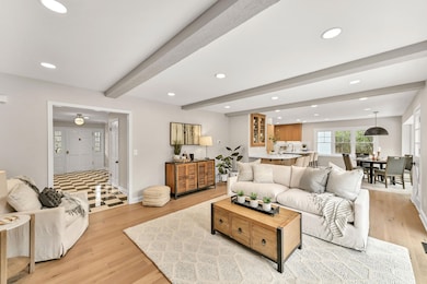 10525 N Fairway Ln, Mequon, WI 53092 - photo 6