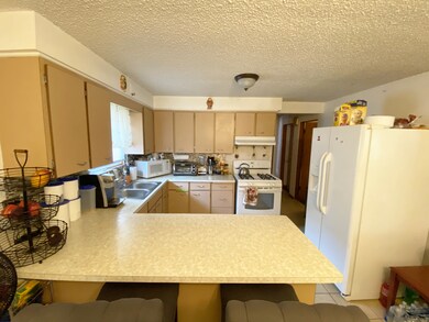 2408 Catalpa St, Waukegan, IL 60085 - photo 5