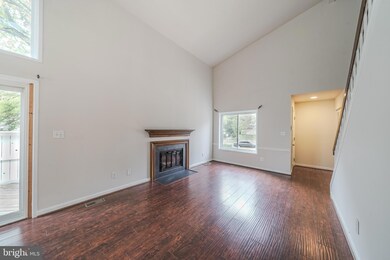 5 Grazing Ct, Montgomery Village, MD 20886 - photo 4